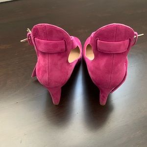 Pink Valentino preown shoots.